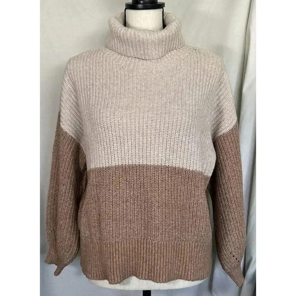 American Eagle Outfitters Sweaters - American Eagle Colorblock Turtleneck Ribbed Knit Oversized Sweater Tan Beige XS